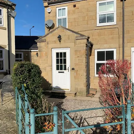 Castle Cottage Harrogate Exterior photo